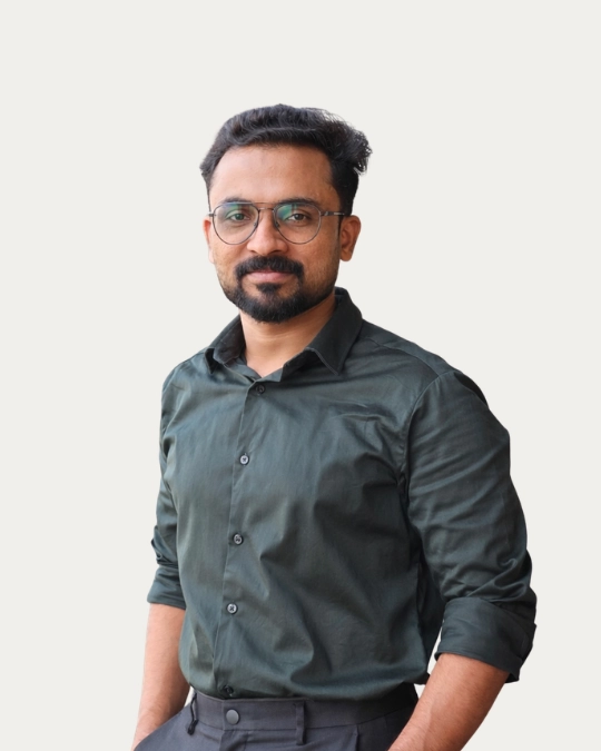 Irshad digital marketing trainer in Kerala providing training in SEO, WordPress, Shopify and performance marketing